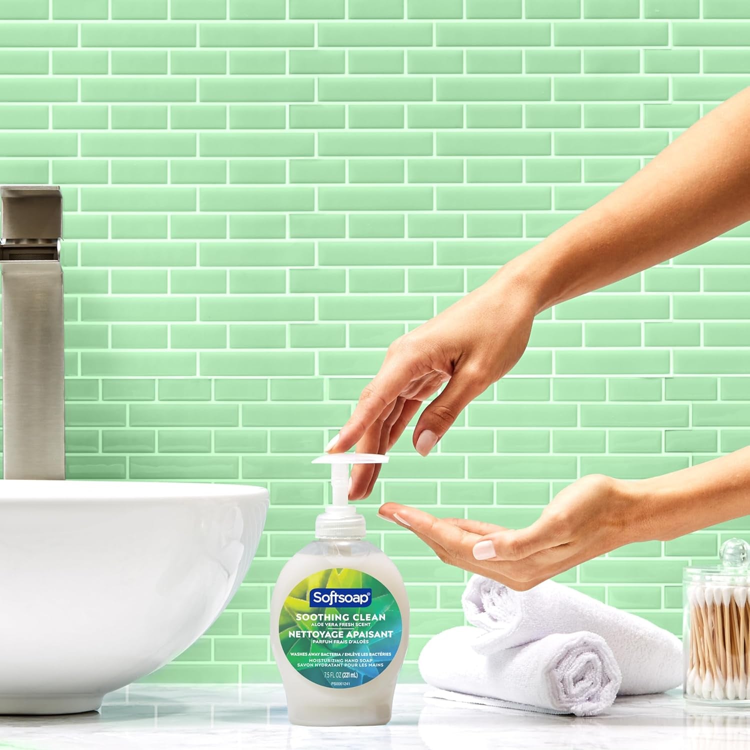 Moisturizing Liquid Hand Soap Pump, Aloe Vera, 221 Ml - Moisturising Hand Wash - Gentle Cleansing - Natural Hand Soap (Case Pack of 6)